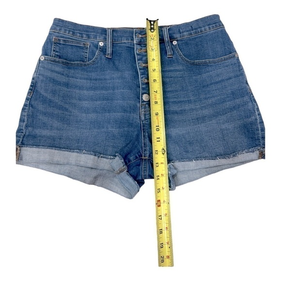 Madewell High-Rise Denim Shorts in Burke Wash: Button-Front Edition Size 31 - Picture 12 of 12